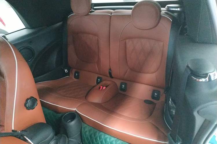 Used MINI 2018 1.5T COOPER CABRIO Artist Left Rear Seat