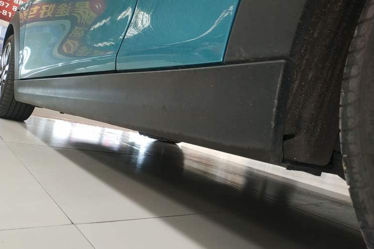 Used MINI 2018 1.5T COOPER CABRIO Artist Left Side Sill