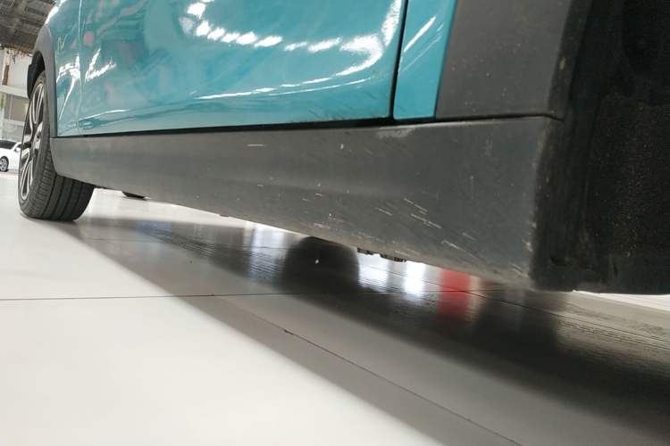 Used MINI 2018 1.5T COOPER CABRIO Artist Right Side Sill