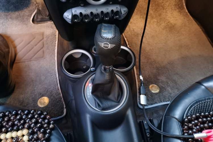 Used MINI 2007 1.6L COOPER Excitement Gear Lever