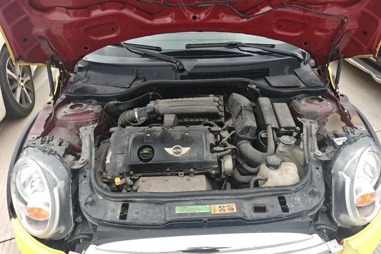 Used MINI 2007 1.6L COOPER Fun Engine Bay
