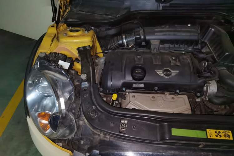 Used MINI 2007 1.6L COOPER Excitement Engine Bay Right