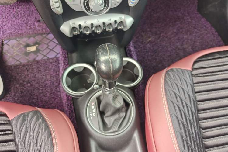 Used MINI 2007 1.6L COOPER Fun Gear Lever