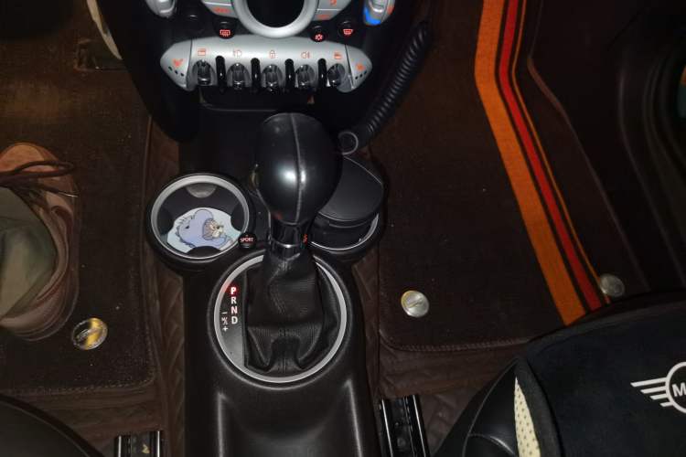 Used MINI 2007 1.6L COOPER Excitement Gear Lever