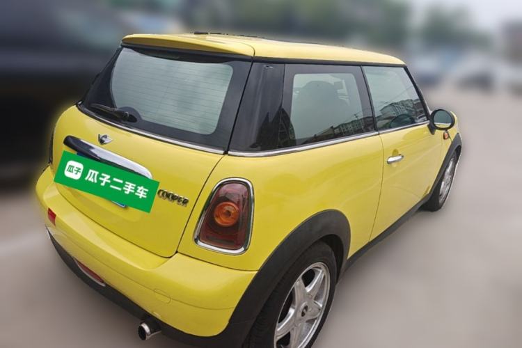 Used MINI 2007 1.6L COOPER Fun Rear Right 45 Deg