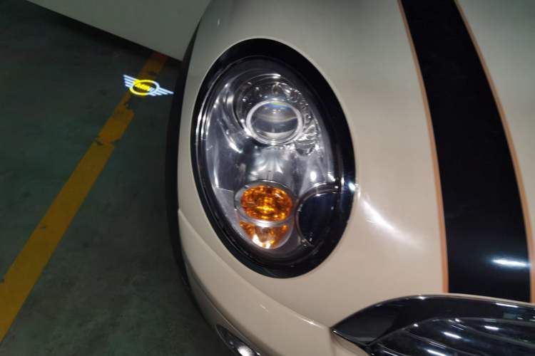 Used MINI 2007 1.6L COOPER Excitement Right Front Headlight