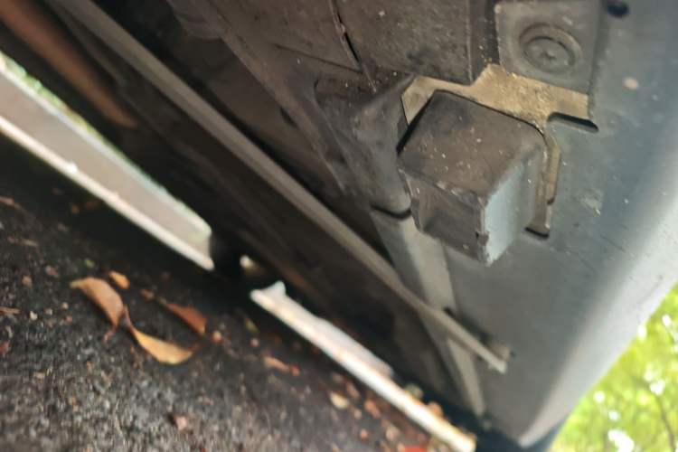 Used MINI 2009 1.6L COOPER CABRIO Chassis Rear Right