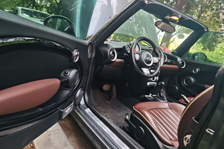 Used MINI 2009 1.6L COOPER CABRIO Driver Seat