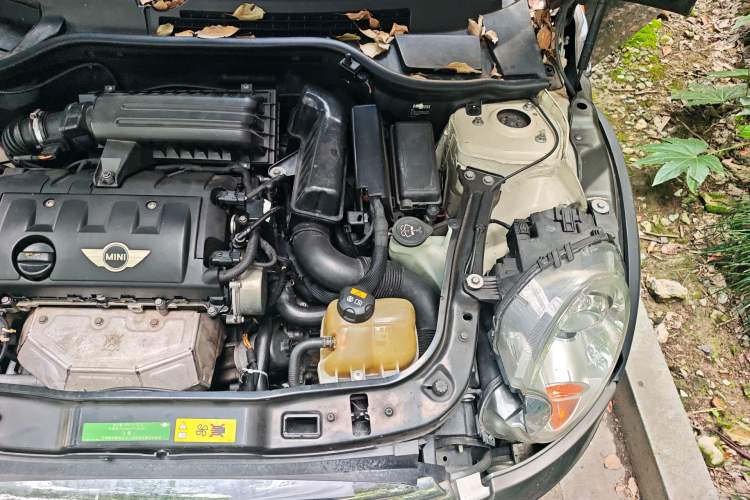 Used MINI 2009 1.6L COOPER CABRIO Engine Bay Left