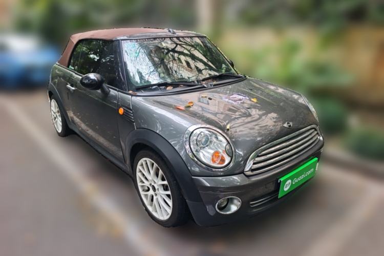 Used MINI 2009 1.6L COOPER CABRIO Front Right 45 Deg