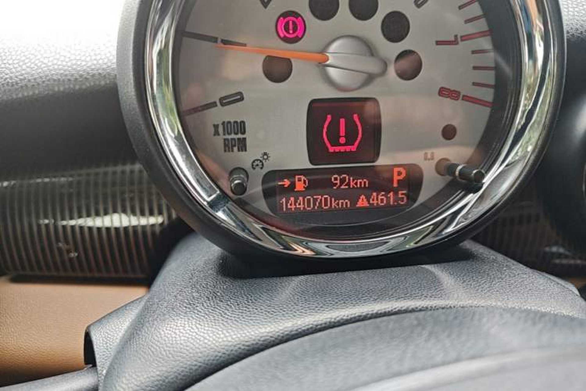 Used MINI 2010 1.6L COOPER 50 Mayfair Odometer Close Up