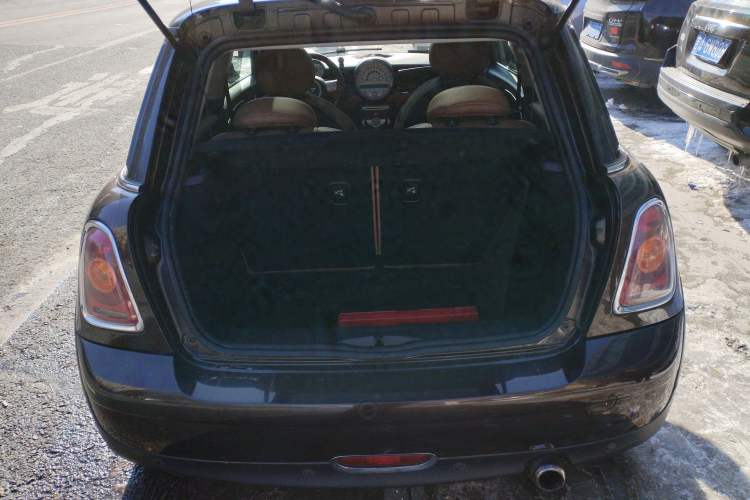 Used MINI 2010 1.6L COOPER 50 Mayfair Trunk