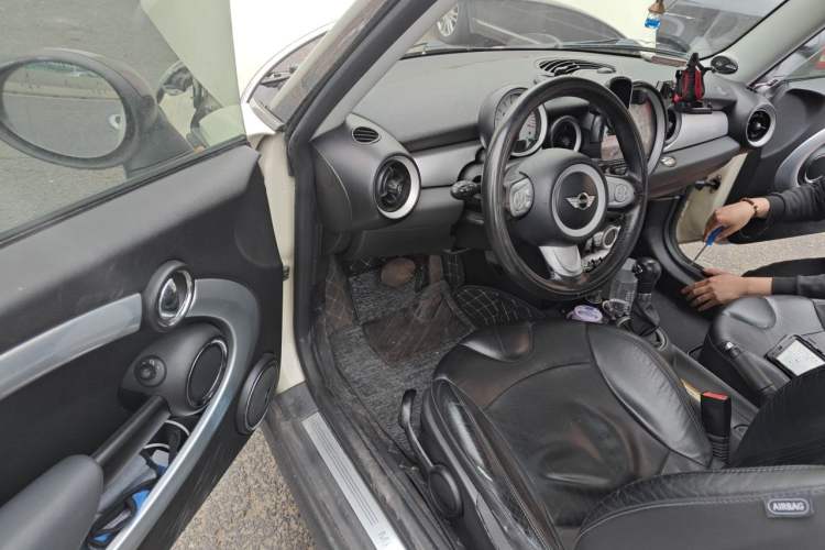 Used MINI 2010 1.6L COOPER Cheer Driver Seat