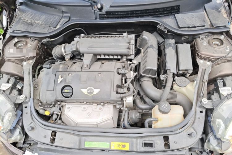 Used MINI 2010 1.6L COOPER 50 Mayfair Engine Bay
