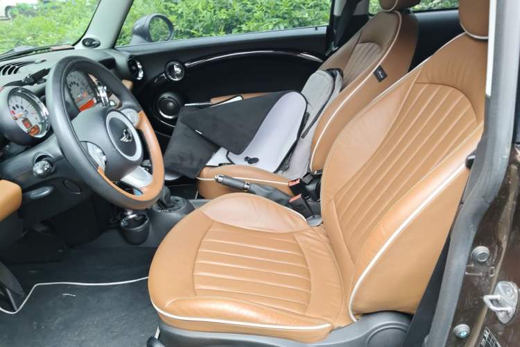 Used MINI 2010 1.6L COOPER 50 Mayfair Left Front Seat