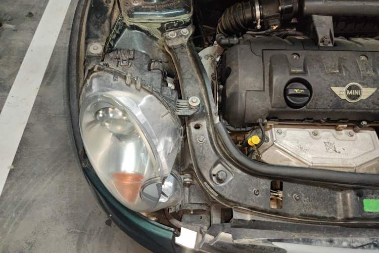 Used MINI 2010 1.6L COOPER 50 Mayfair Engine Bay Right