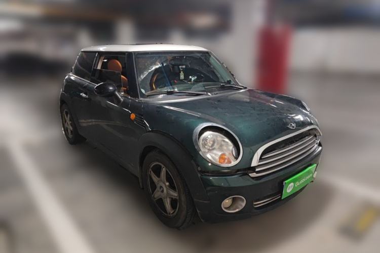 Used MINI 2010 1.6L COOPER 50 Mayfair Front Right 45 Deg