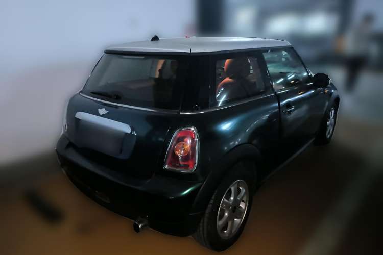 Used MINI 2010 1.6L COOPER Cheer Rear Right 45 Deg