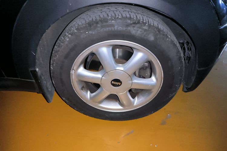 Used MINI 2010 1.6L COOPER Cheer Right Front Wheel Hub