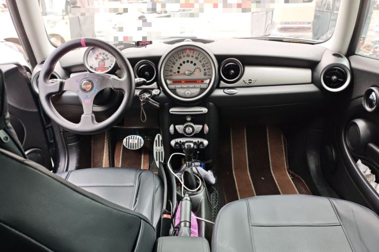 Used MINI 2010 1.6L COOPER Cheer Center Console
