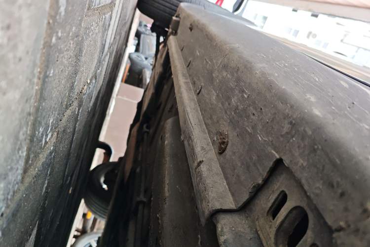 Used MINI 2010 1.6L COOPER Cheer Chassis Front Right