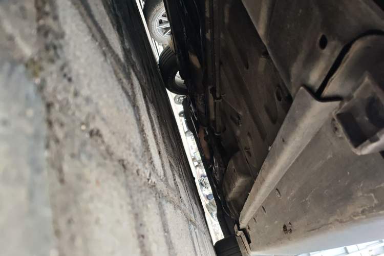 Used MINI 2010 1.6L COOPER Cheer Chassis Rear Right