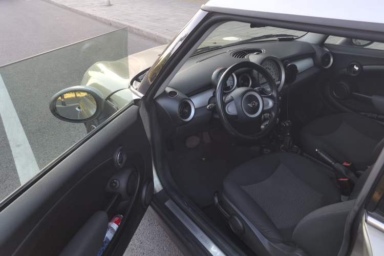 Used MINI 2010 1.6L COOPER Cheer Driver Seat