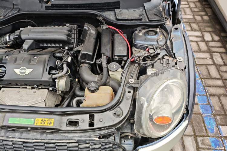 Used MINI 2010 1.6L COOPER Cheer Engine Bay Left