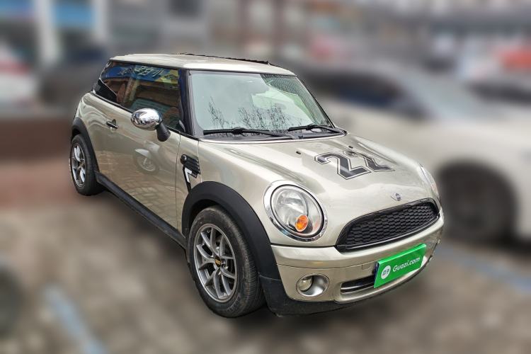 Used MINI 2010 1.6L COOPER Cheer Front Right 45 Deg