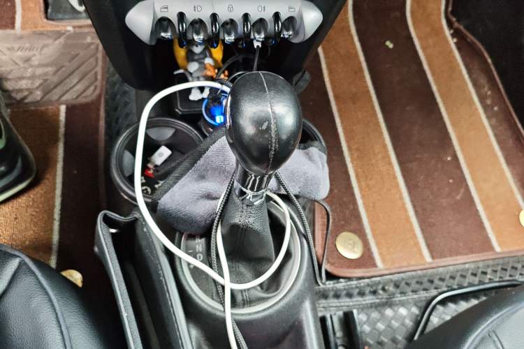 Used MINI 2010 1.6L COOPER Cheer Gear Lever