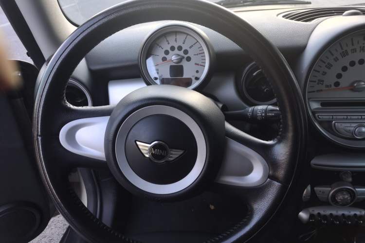 Used MINI 2010 1.6L COOPER Cheer Steering Wheel