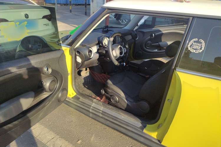 Used MINI 2010 1.6L COOPER Cheer Driver Seat