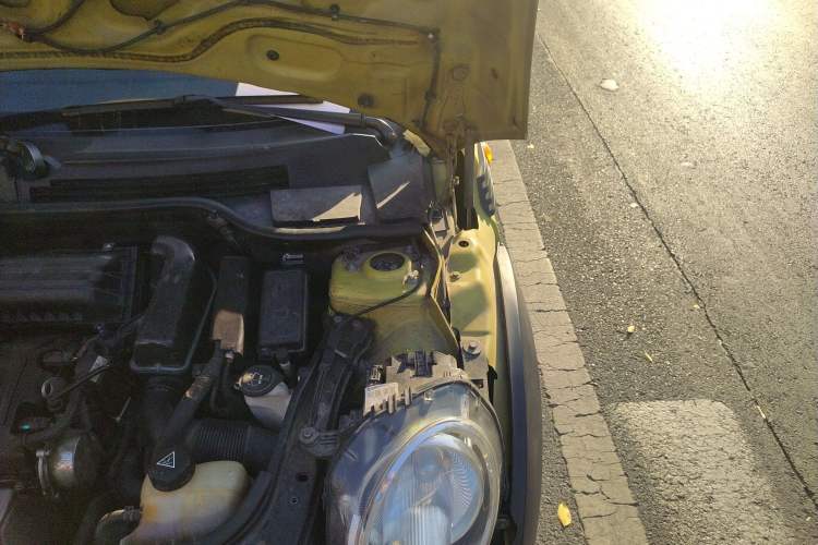 Used MINI 2010 1.6L COOPER Cheer Engine Bay Left