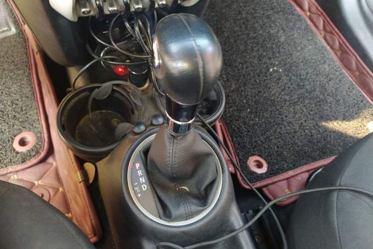 Used MINI 2010 1.6L COOPER Cheer Gear Lever