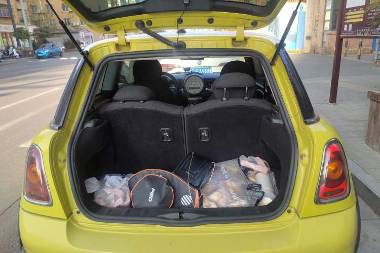 Used MINI 2010 1.6L COOPER Cheer Trunk