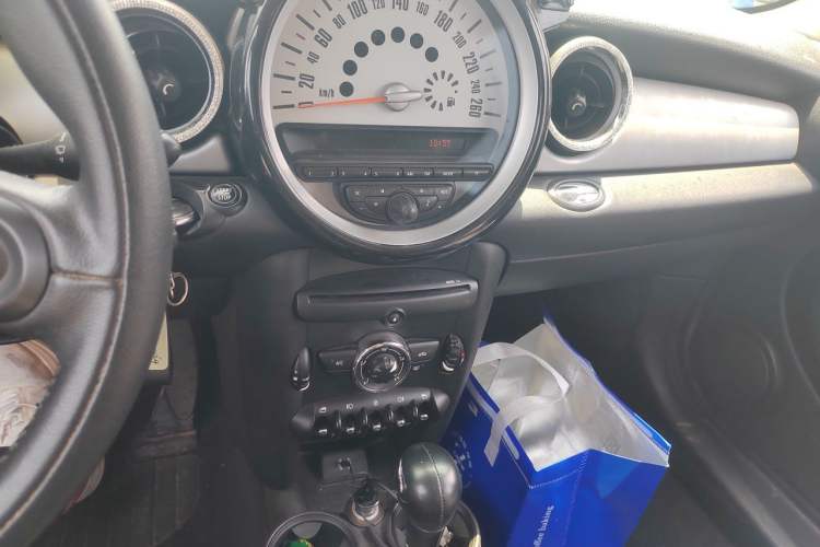 Used MINI 2011 1.6L ONE Audio And AC Panel