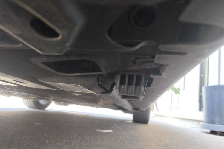 Used MINI 2011 1.6L ONE Chassis Rear Right