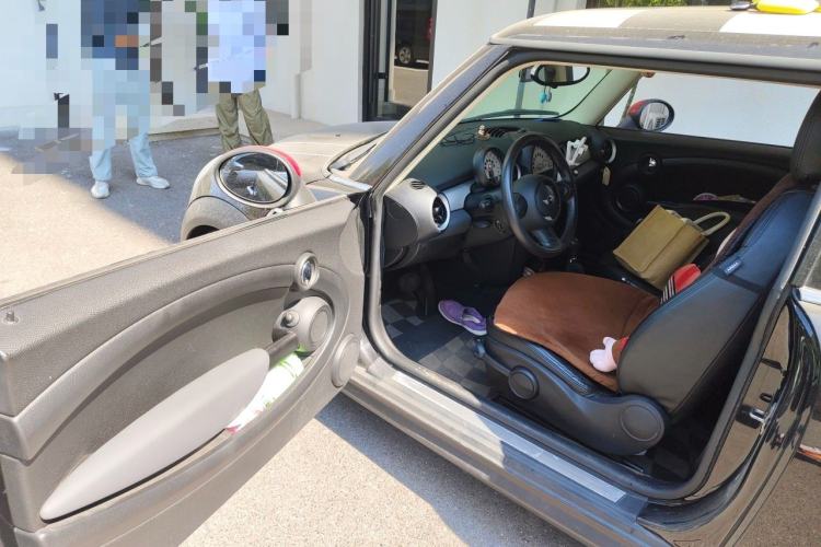 Used MINI 2011 1.6L ONE Driver Seat