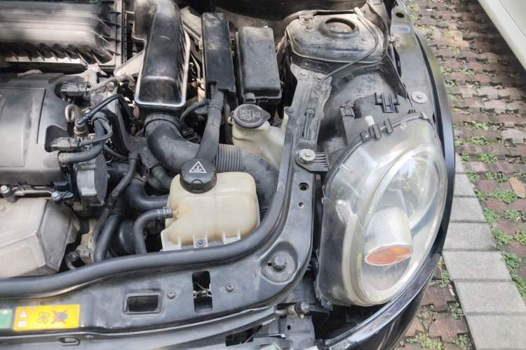 Used MINI 2011 1.6L ONE Engine Bay Left