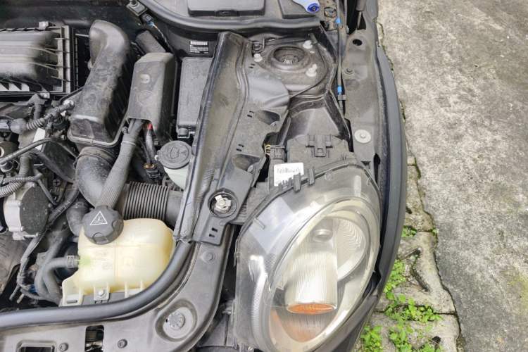 Used MINI 2011 1.6L COOPER Fun Engine Bay Left