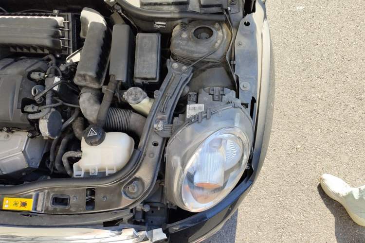 Used MINI 2011 1.6L ONE Engine Bay Left