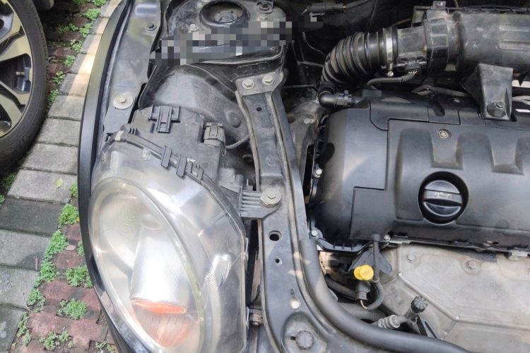 Used MINI 2011 1.6L ONE Engine Bay Right