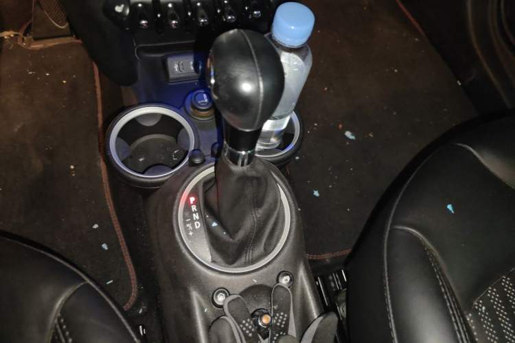 Used MINI 2011 1.6L COOPER Excitement Gear Lever