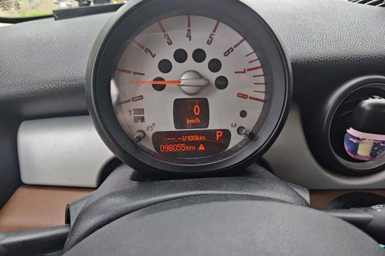 Used MINI 2011 1.6L COOPER Fun Instrument Cluster