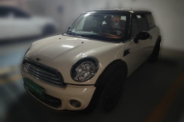 MINI 2011 1.6L COOPER Excitement usado