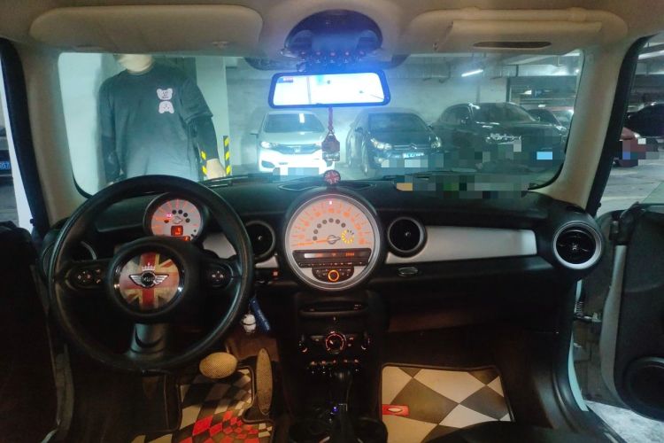 Used MINI 2011 1.6L COOPER Fun Center Console