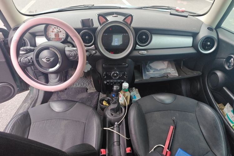 Used MINI 2011 1.6L COOPER Fun Center Console