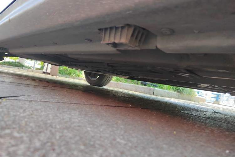 Used MINI 2011 1.6L COOPER Fun Chassis Front Right
