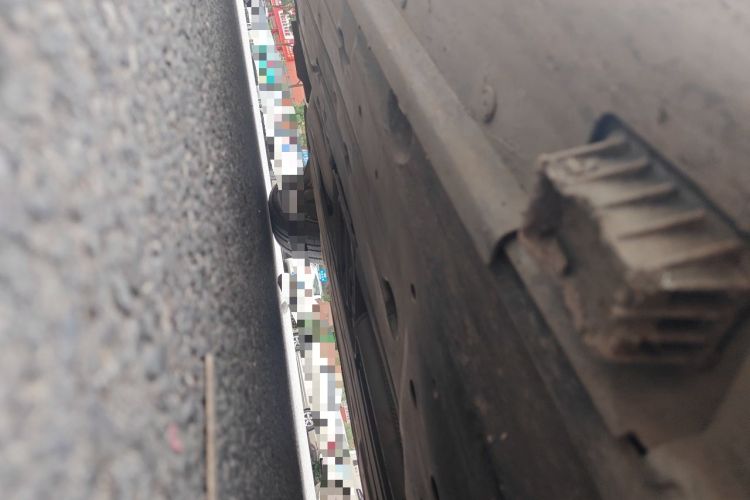 Used MINI 2011 1.6L COOPER Fun Chassis Front Right