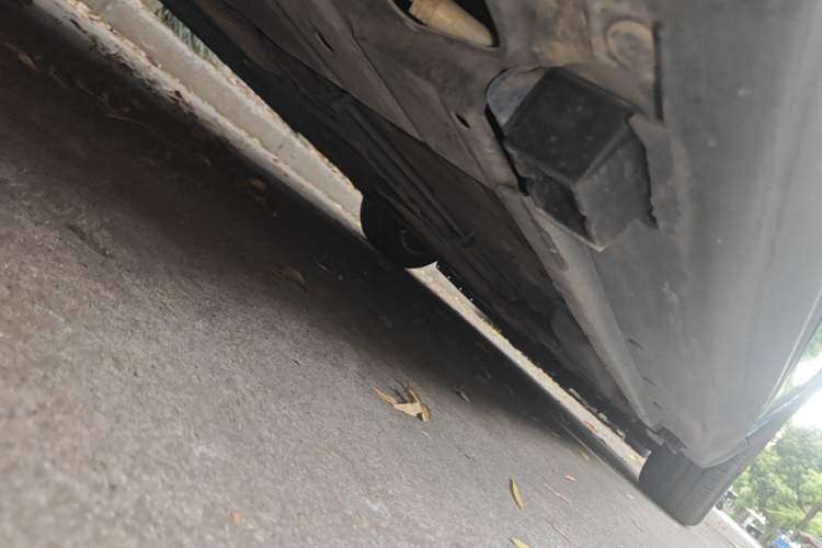 Used MINI 2011 1.6L COOPER Fun Chassis Front Right